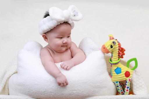 黔西宝宝几个月翻身